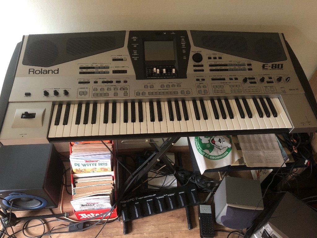 Roland E-80, Muziek en Instrumenten, Keyboards, Ophalen, Roland, Midi-aansluiting, 61 toetsen
