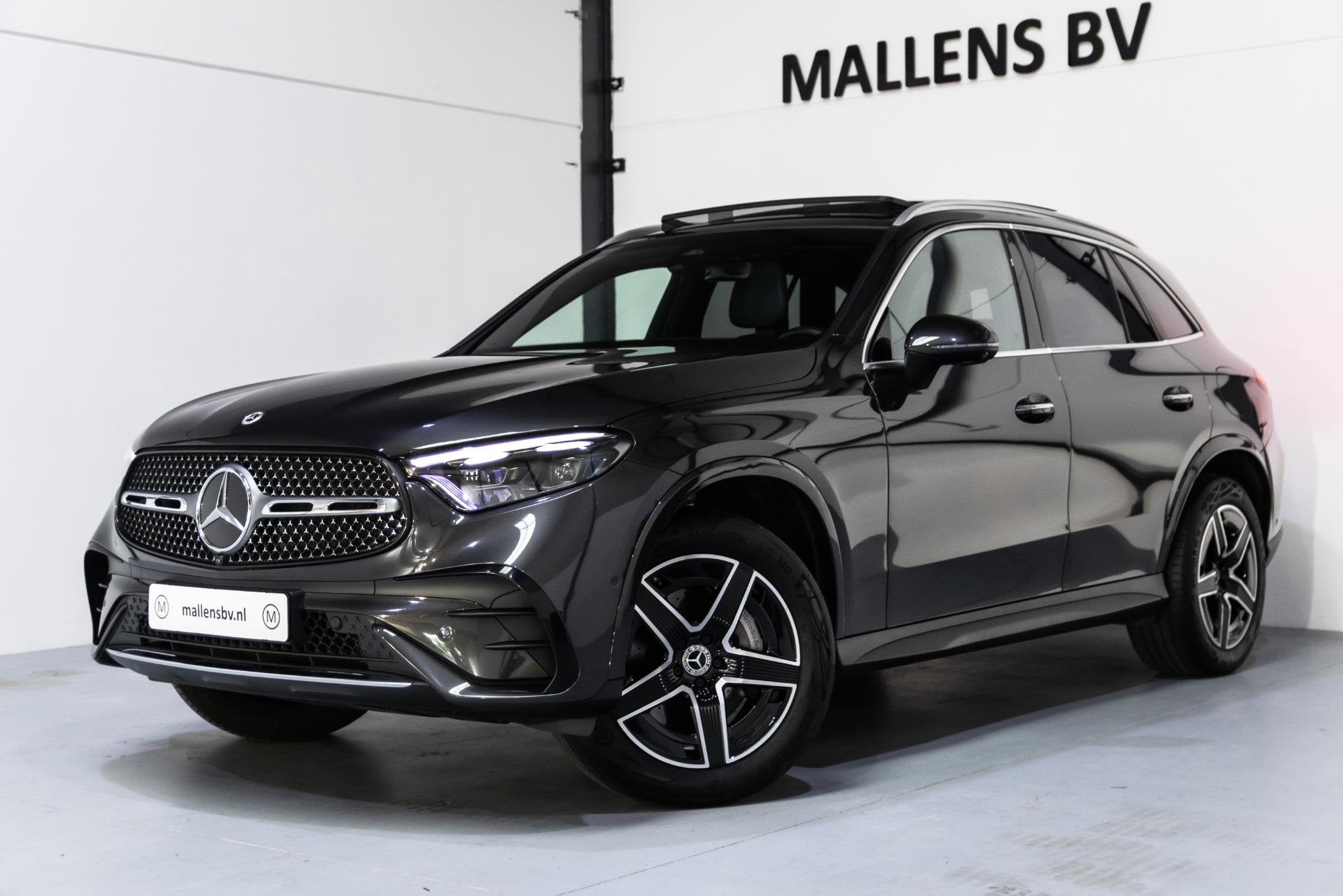 Mercedes-Benz GLC-klasse 400e 4MATIC AMG Line PANORAMADAK/HU, Automaat, Dealer onderhouden, 4 cilinders, Plug-in hybride