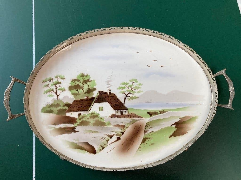 Antiek dienblad, porselein met metalen rand., Antiek en Kunst, Ophalen of Verzenden