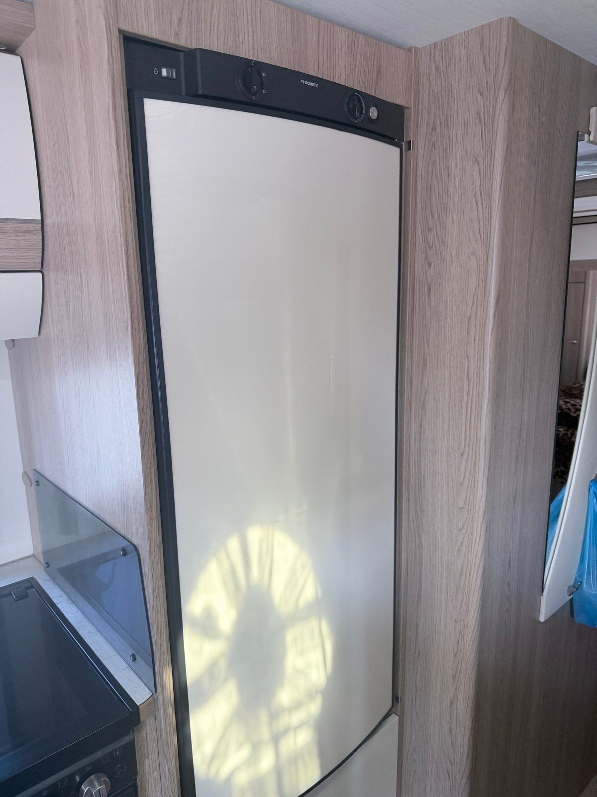 Absorptie Koelkast met vriesvak Dometic RML 8550 Camper, Caravans en Kamperen, Caravan accessoires, Zo goed als nieuw, Ophalen