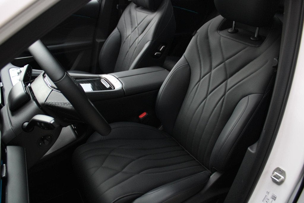 Omoda 9 1.5T-GDi SHS-P Premium 20"LM velgen, Elek.schuif/kan, Auto's, Overige Auto's, Automaat, 12 maanden, Euro 6, Wit