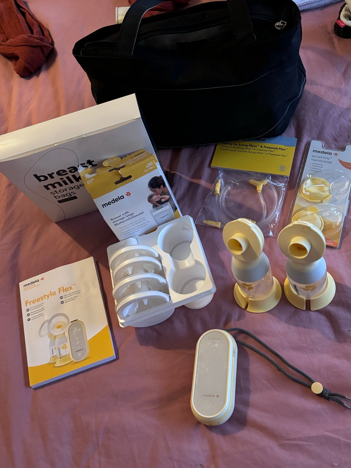 Medela Freestyle Flex kolf met tas en toebehoren, Ophalen of Verzenden, Zo goed als nieuw