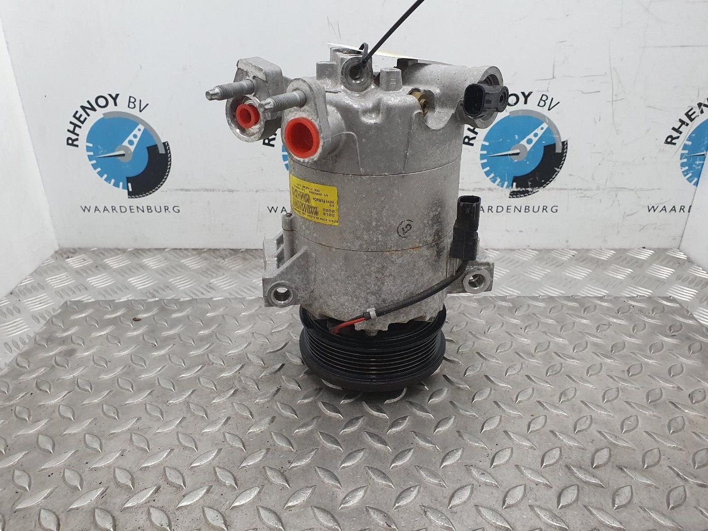 FORD FOCUS C MAX 1.0 TITANIUM AIRCO COMPRESSOR / AIRCOPOMP D, Ophalen of Verzenden, Gebruikt, ARN erkend