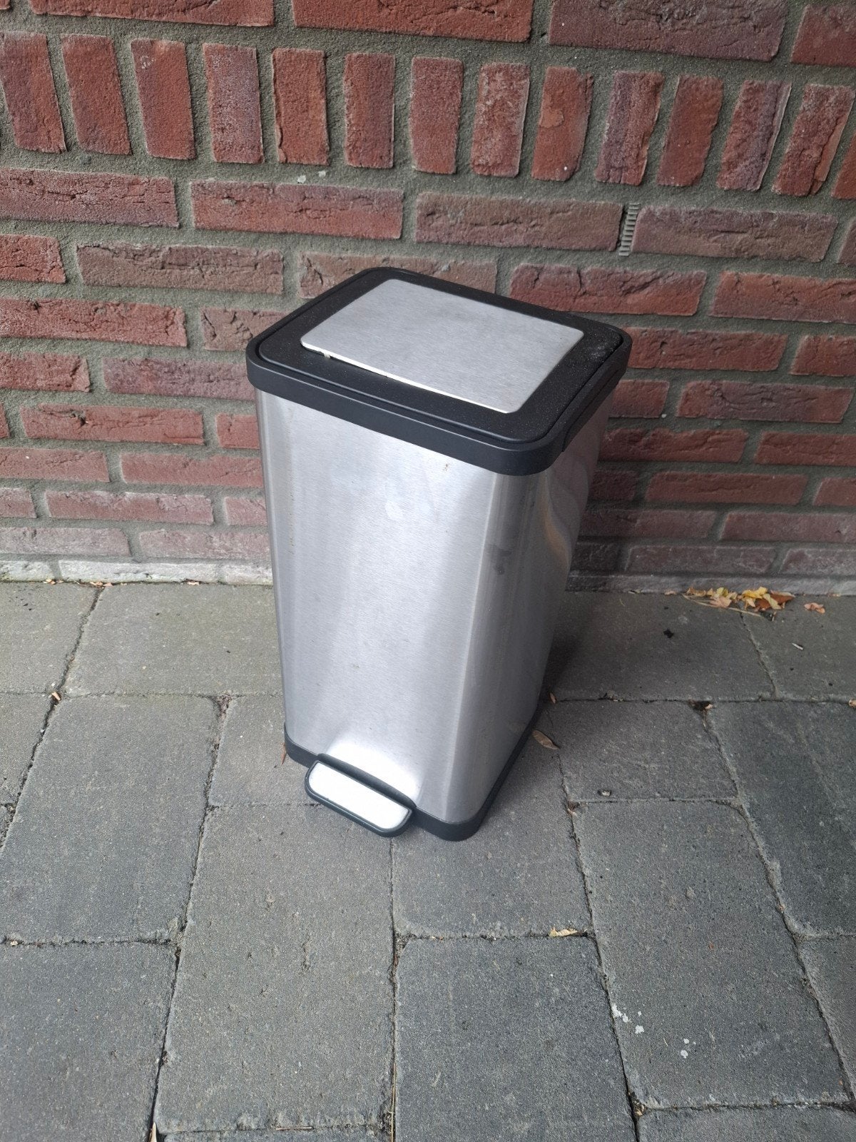 RVS Emmer afval emmer, Ophalen, 50 – 75, Met pedaal, Zo goed als nieuw
