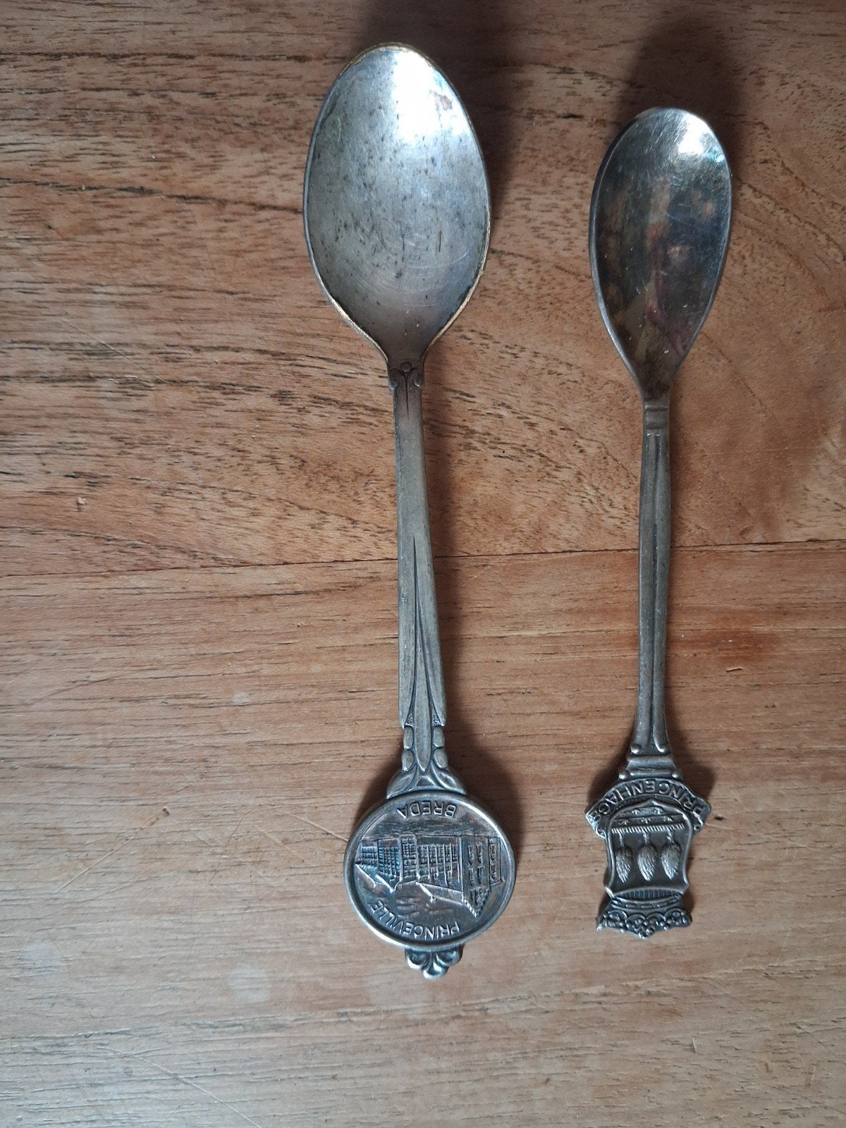 2 lepeltjes van princehagen Breda, Antiek en Kunst, Antiek | Bestek, Verzenden