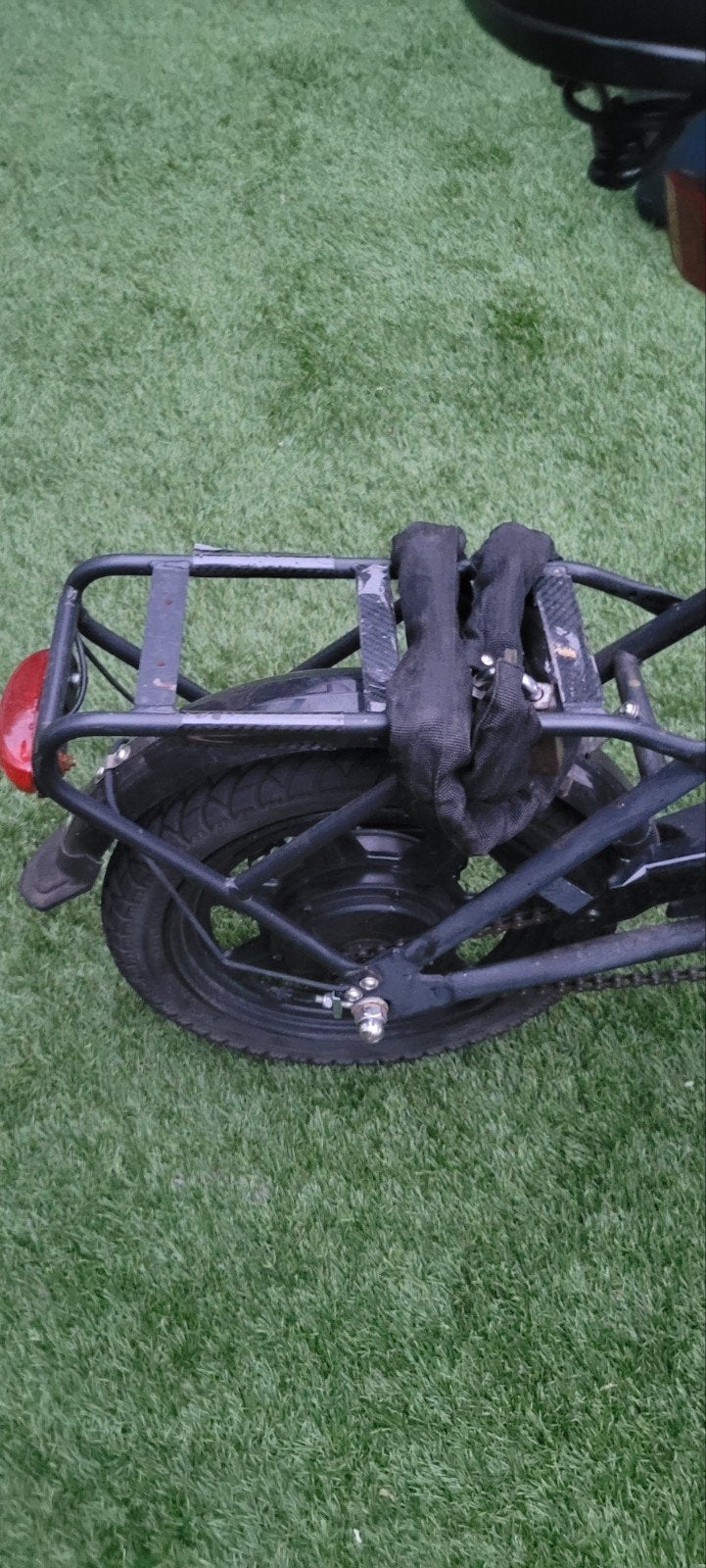Opvouwbare elektrische fiets met gashendel - 25 km/u, Ophalen, Zo goed als nieuw, Minder dan 47 cm, Cube