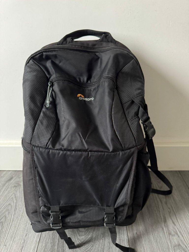 Lowepro Fastpack 250AW camera backpack, Gevoerd, Zwart, Lowepro, Gebruikt