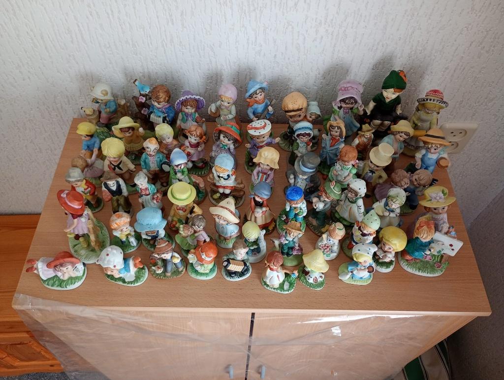 Kleine beeldjes porselein en polystone, Ophalen of Verzenden, Zo goed als nieuw