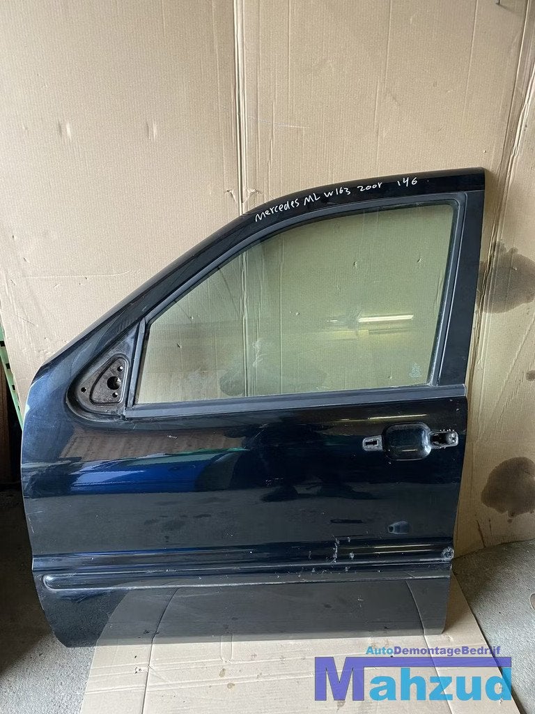 MERCEDES ML W163 ZWART 040 Links voor deur portier, Auto-onderdelen, Carrosserie en Plaatwerk, Deur, Mercedes-Benz, Voor, Links