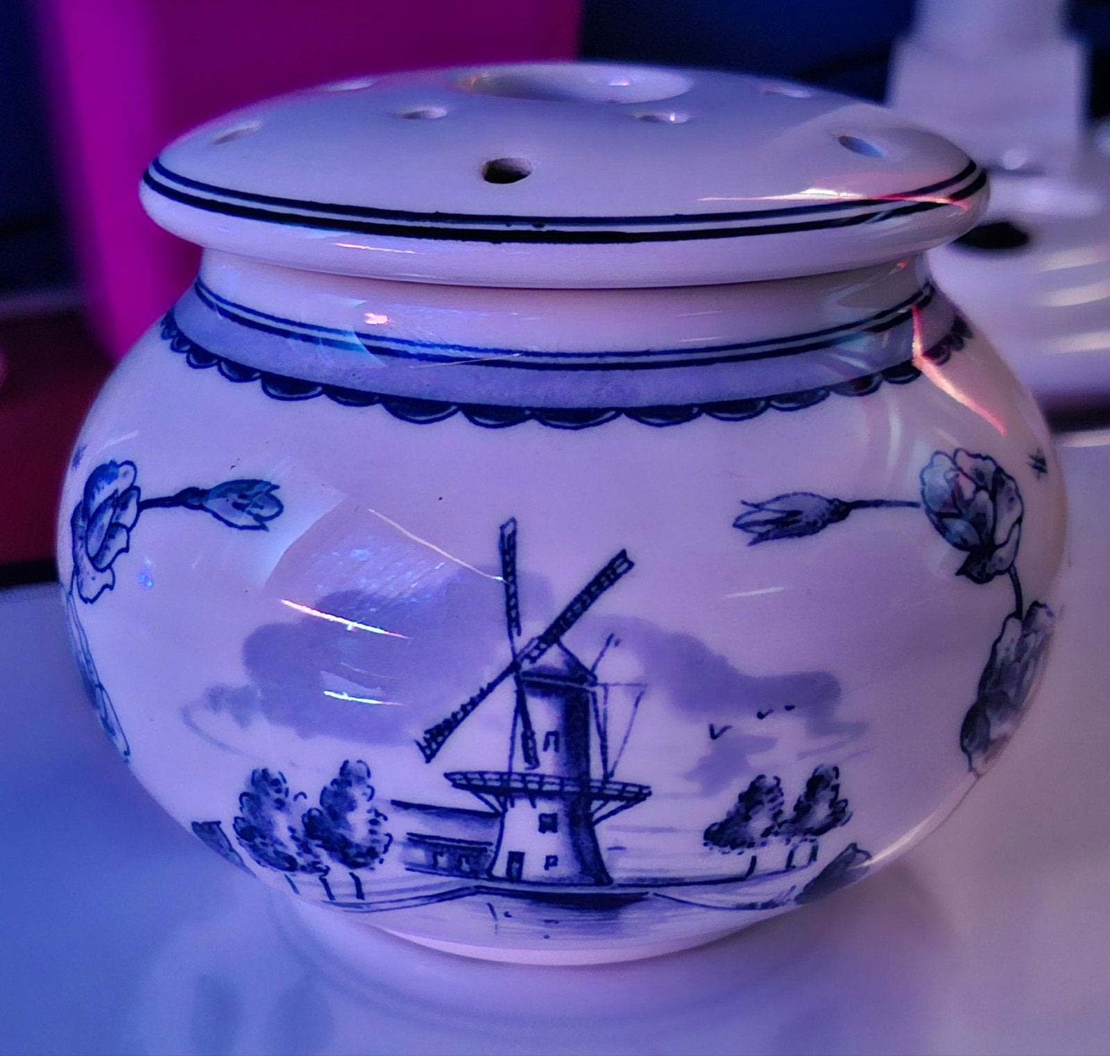Delfts Blauwe Rozen Potje - Regina Handwerk, Antiek en Kunst, Ophalen of Verzenden