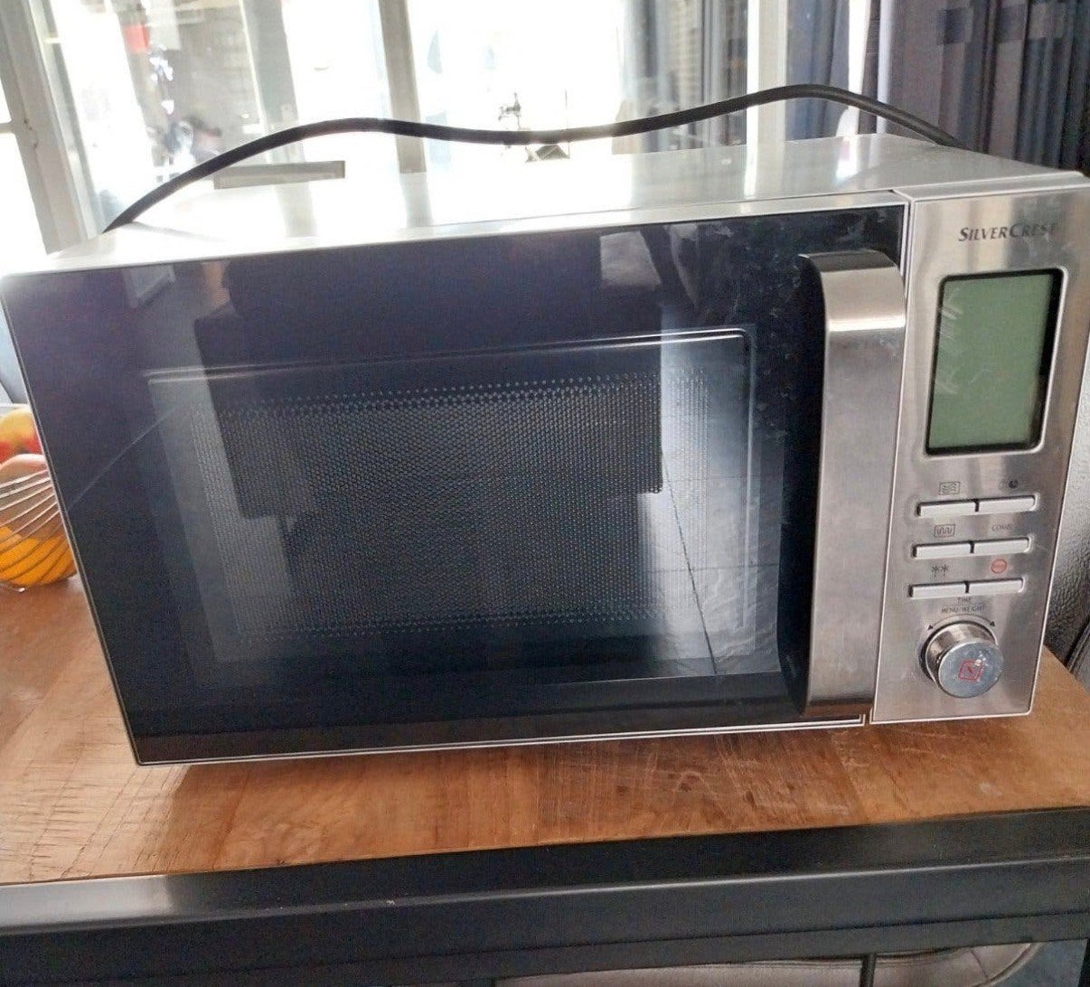 Combi Magnetron Silvercest ZGAN 2021, Witgoed en Apparatuur, Combimagnetron, Ophalen of Verzenden, Zo goed als nieuw, Draaiplateau