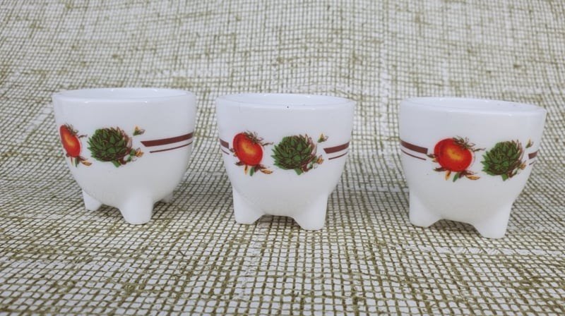 Vintage Arcopal Eierdopjes met Groentemotief (3 stuks), Ophalen of Verzenden