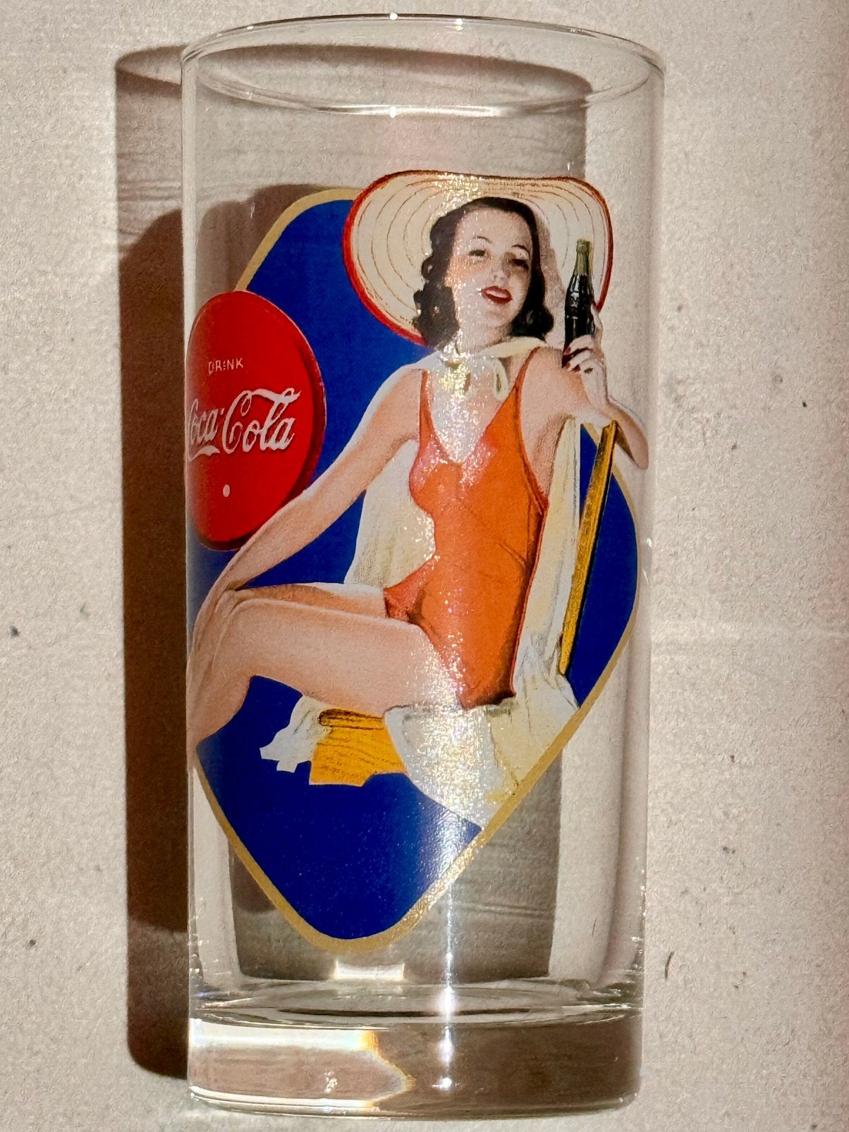 Coca-Cola - ‘Pin up girl’, Ophalen of Verzenden, Nieuw, Gebruiksvoorwerp