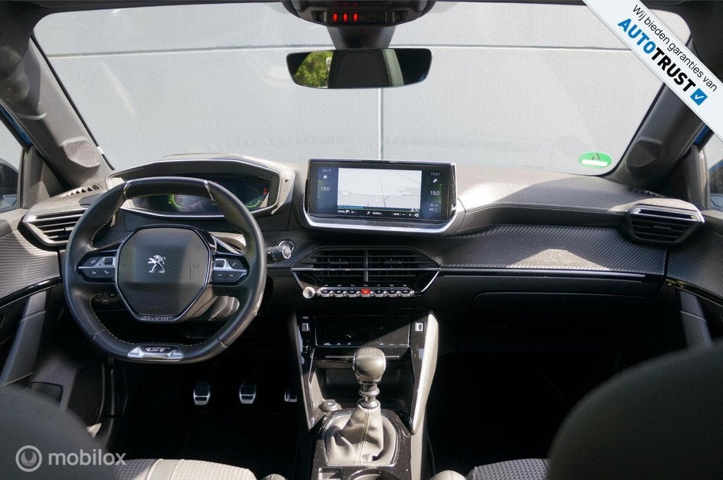 Peugeot 208 1.2 H6 PureTech GT-Line Pano Apple/Android LED!, Voorwielaandrijving, 101 pk, Gebruikt, Blauw