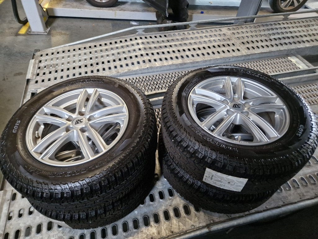 16-inch RC-Design RC27 velgen incl. A/T banden, Auto-onderdelen, Banden en Velgen, 16 inch, Banden en Velgen, All Season, Ophalen