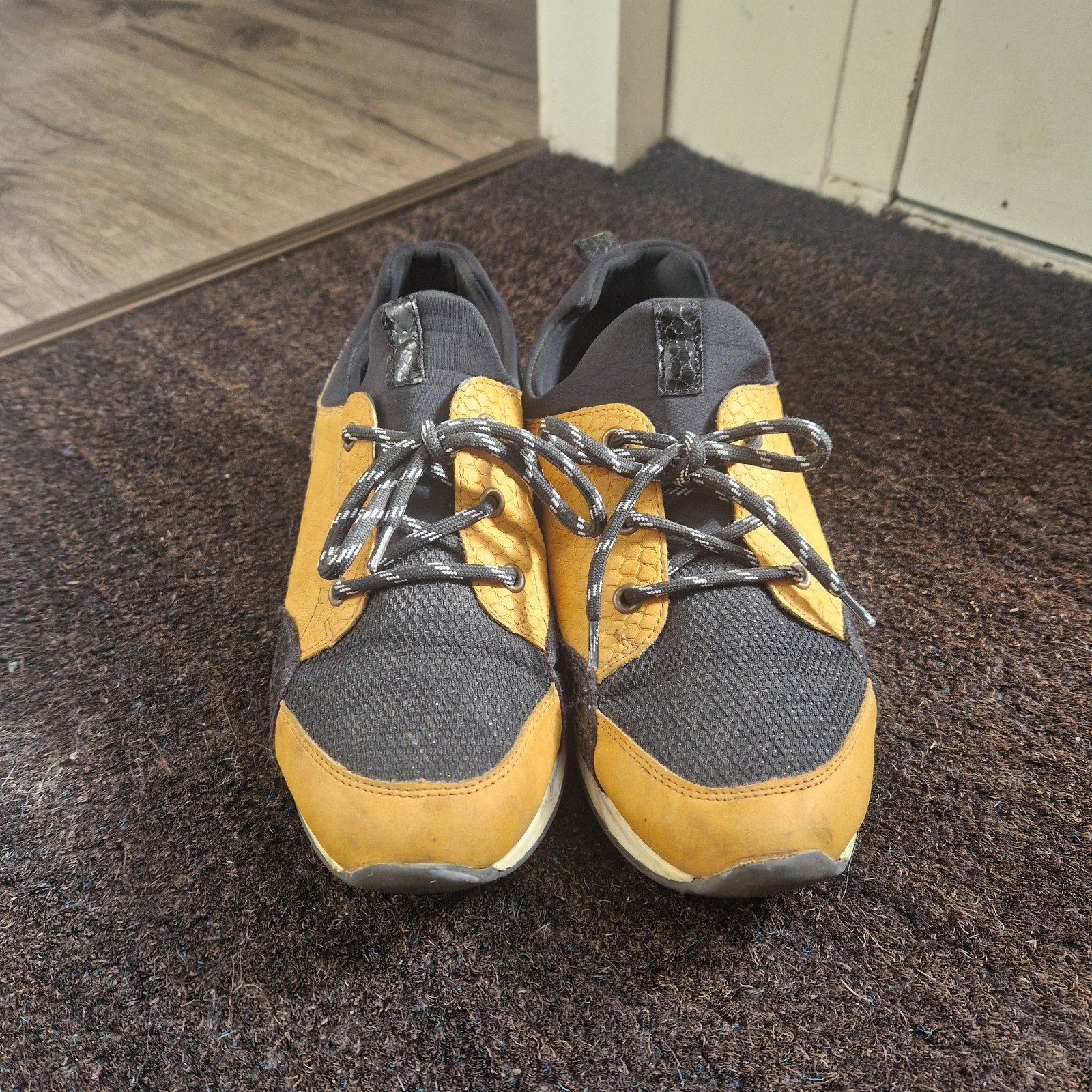 TE KOOP MOOIE DAMES SNEAKERS REMONTE MAAT 40, Ophalen of Verzenden, Zo goed als nieuw, Sneakers of Gympen