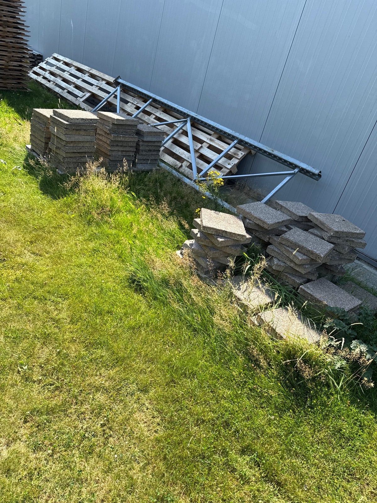 Gratis Ophalen: Gebruikte Terrastegels, Tuin en Terras, Ophalen, Gebruikt, 10 m² of meer, Beton