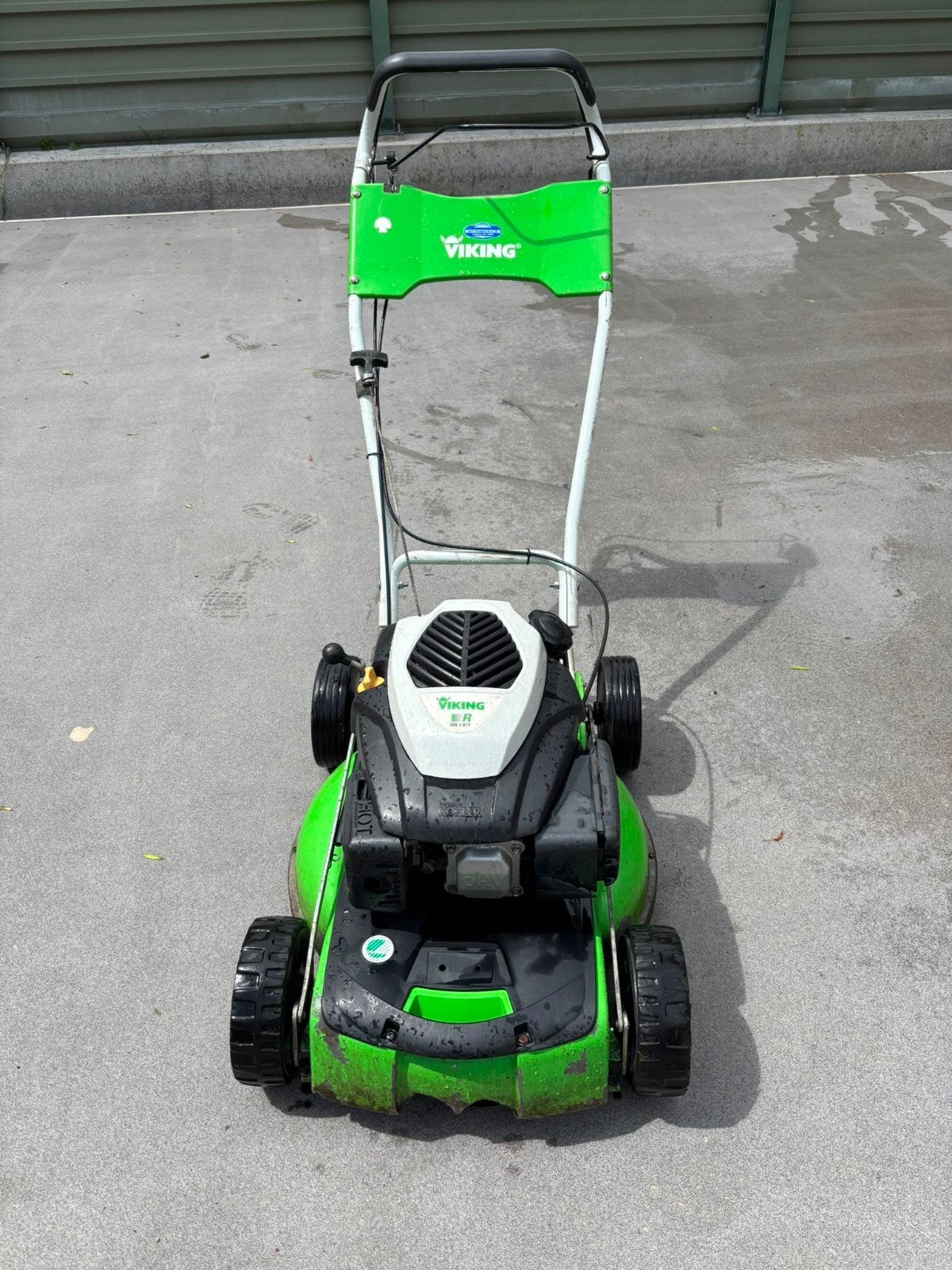 Viking Benzine Grasmaaier - Krachtig en Betrouwbaar, Ophalen, Gebruikt, Opvangbak, Benzine-grasmaaier