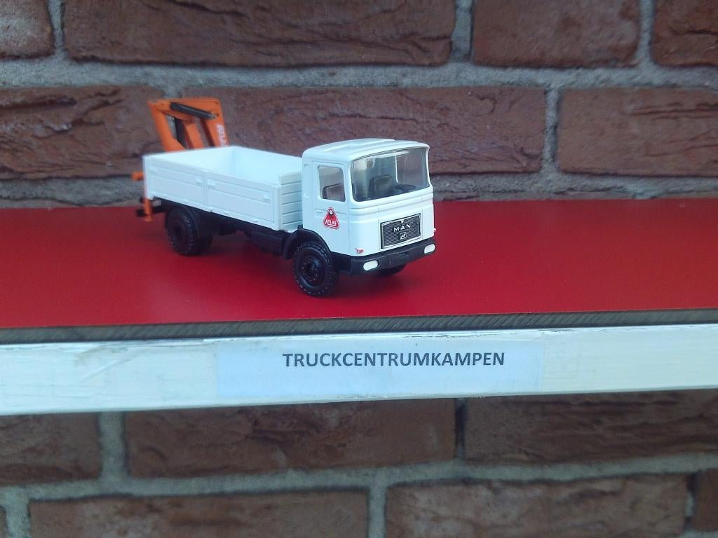 Conrad  Man  vrachtwagen  met  kraan., Hobby en Vrije tijd, Modelauto's | 1:50, Ophalen of Verzenden, Zo goed als nieuw, Bus of Vrachtwagen