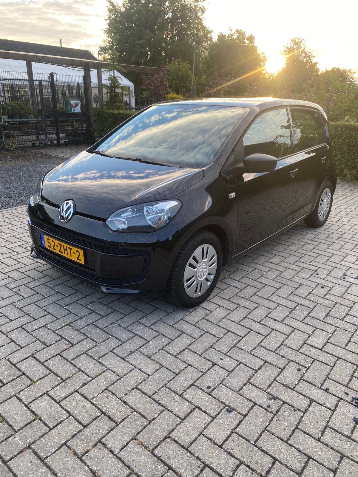 Volkswagen Up! 1.0 5 DRS 2012 Zwart APK, Auto's, Voorwielaandrijving, Stof, Up!, 840 kg