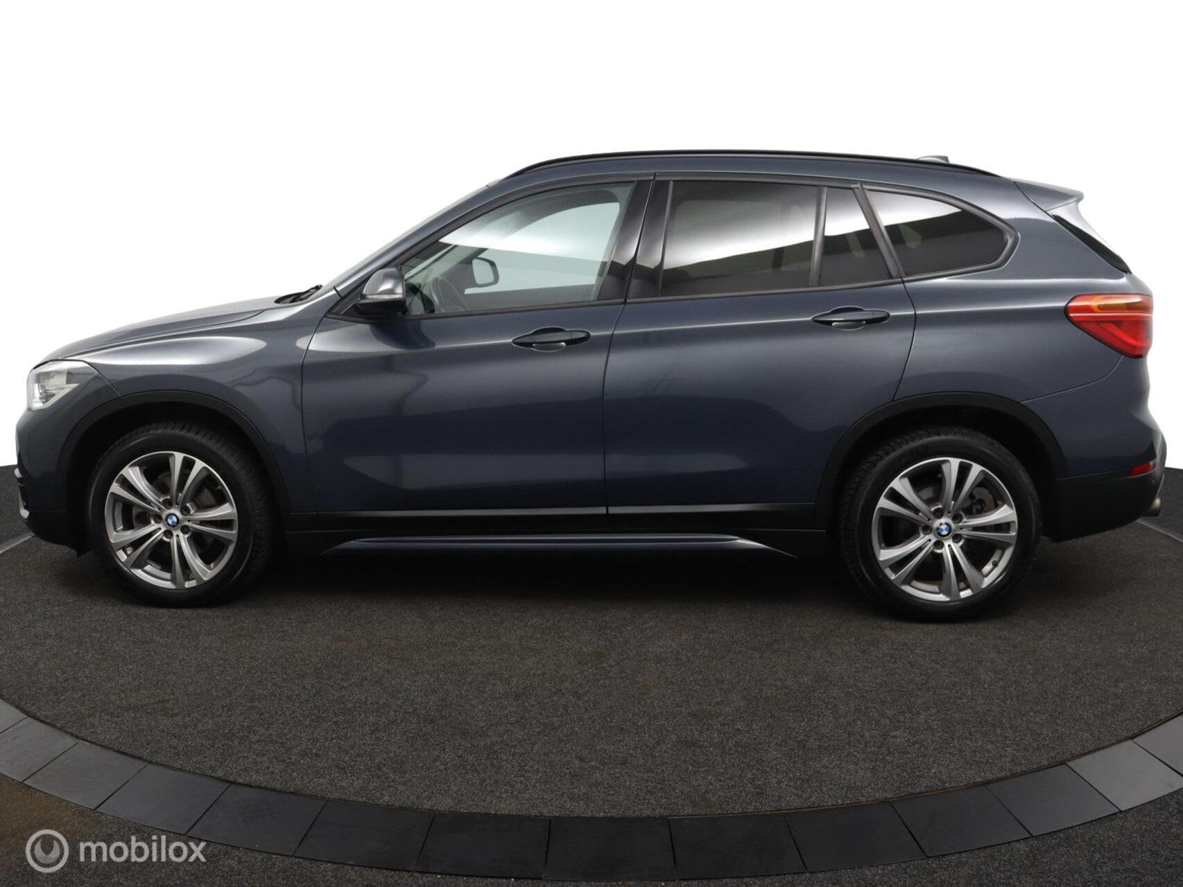 Foto 10 van BMW X1 sDrive18i Exe CARPLAY TREKHAAK AIRCO NAVI CRUISE