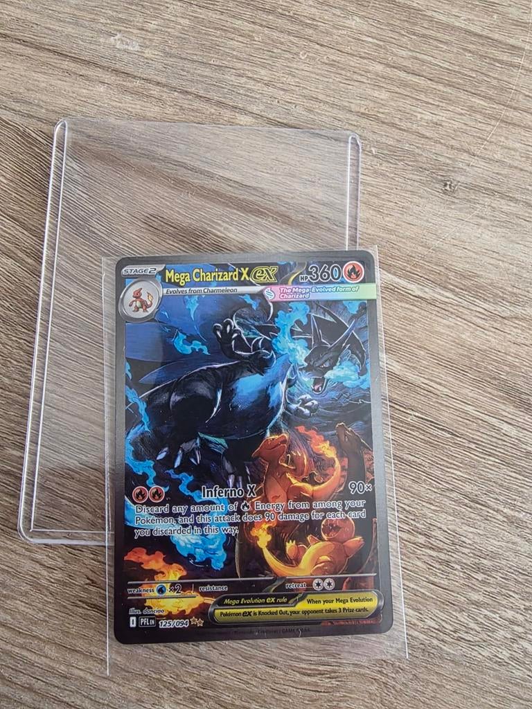 Mega charizard x ex, Ophalen of Verzenden, Zo goed als nieuw
