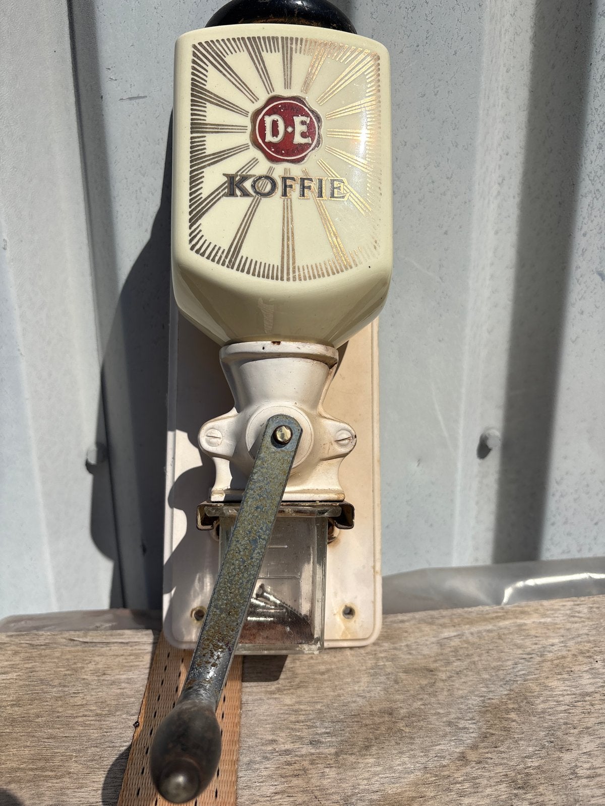 Vintage Douwe Egberts wandkoffiemolen - Jaren '50, Antiek en Kunst, Ophalen of Verzenden