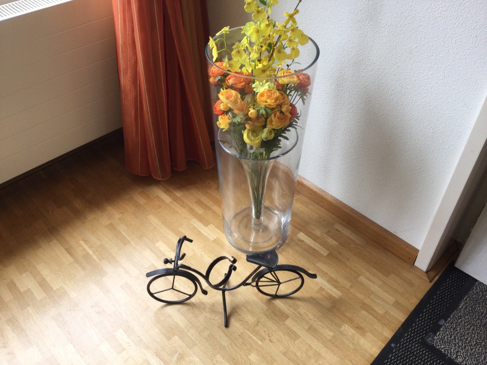 Smeed ijzeren fiets, leuk met een fles wijn of bier cadeau?, Ophalen, Zo goed als nieuw, Metaal, Minder dan 5 flessen