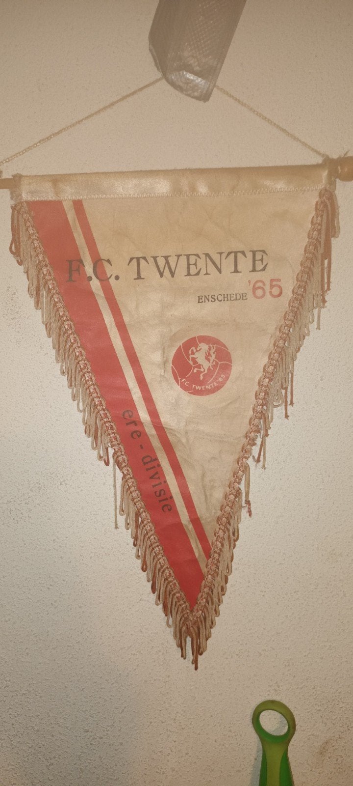 Feyenoord Europacup 71/72 en FC Twente Vaantjes, Verzamelen, Ophalen of Verzenden, Gebruikt, Feyenoord, Vaantje of Sjaal