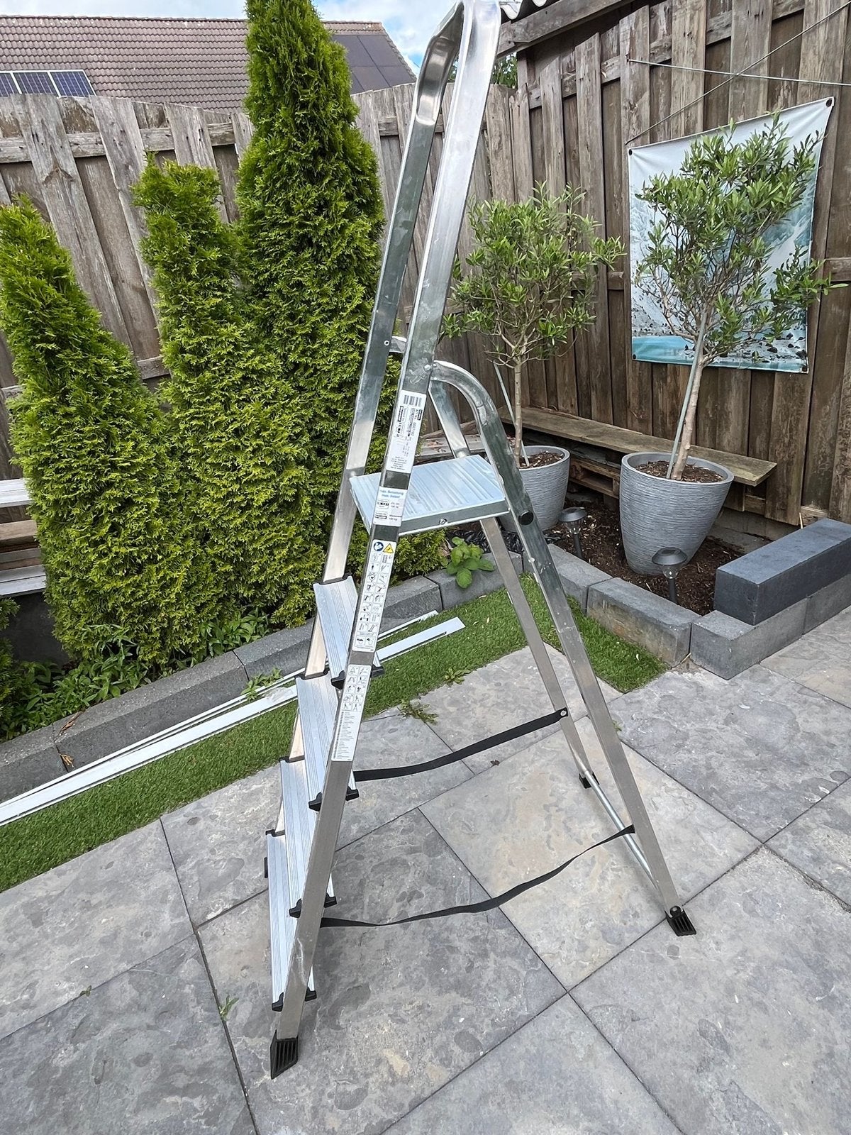Stevige aluminium trap/ladder met 5 treden, Ophalen of Verzenden, Zo goed als nieuw, Trap, 2 tot 4 meter