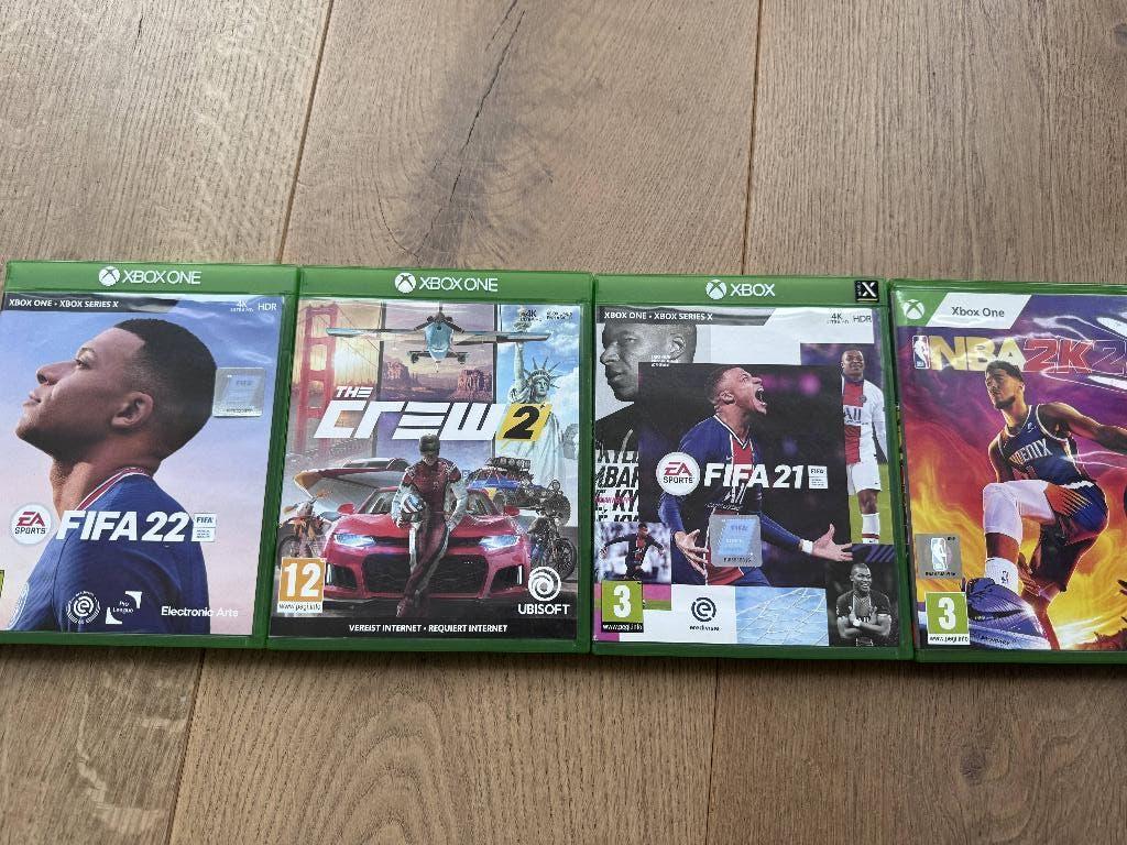 xbox One games / FIFA 21 en 22 / NBA 2K 23 / The Crew 2, Spelcomputers en Games, Games | Xbox One, Online, 2 spelers, Ophalen of Verzenden