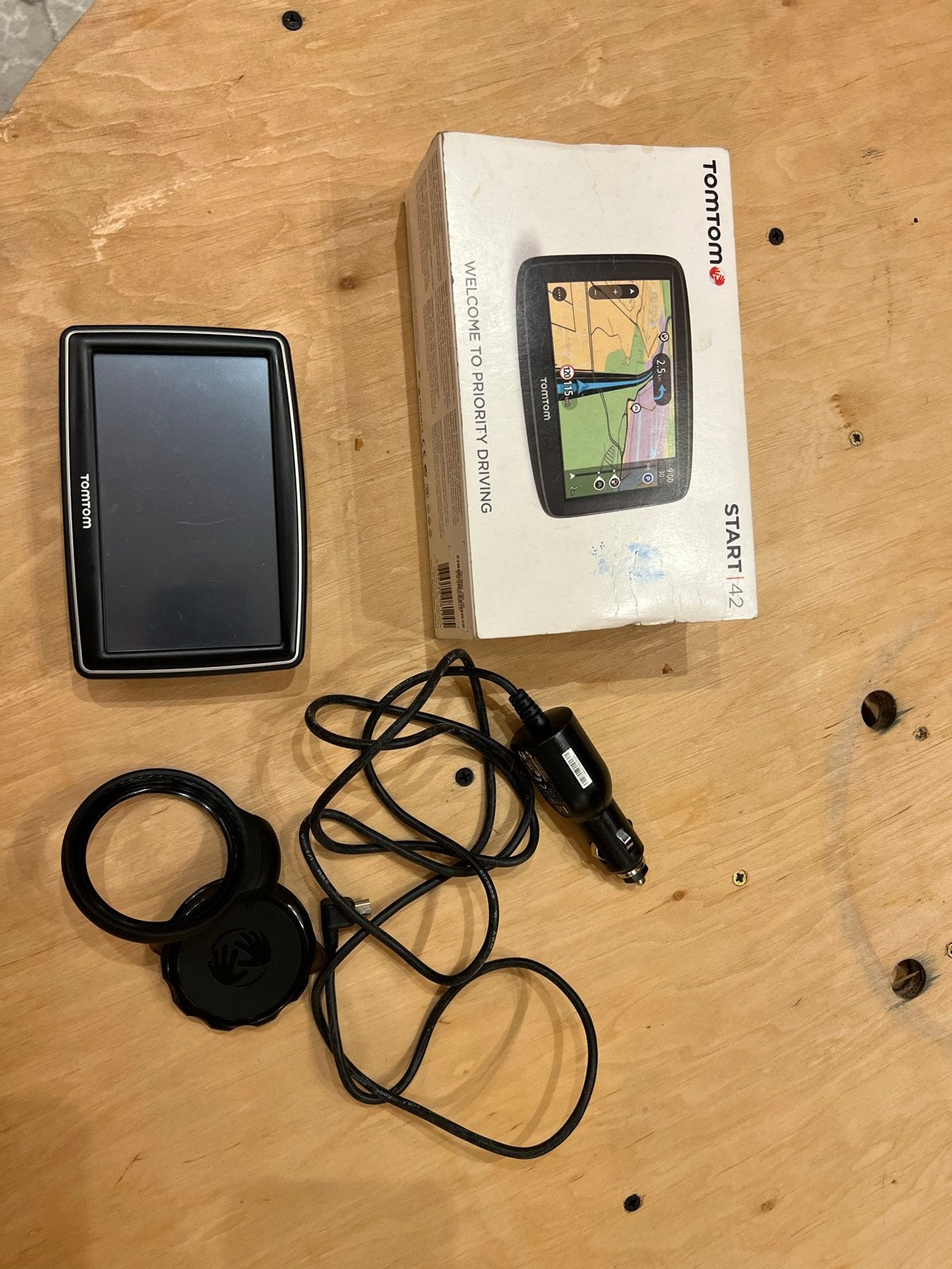 TomTom Start 42 GPS Navigatie (incl. lader en houder), Auto diversen, Ophalen of Verzenden, Gebruikt