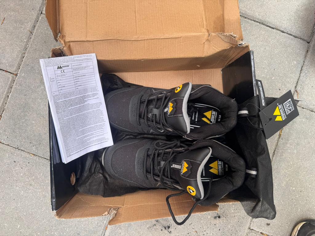 Werkschoenen met stalenneuzen 37, Ophalen of Verzenden, Zo goed als nieuw, Elektrisch