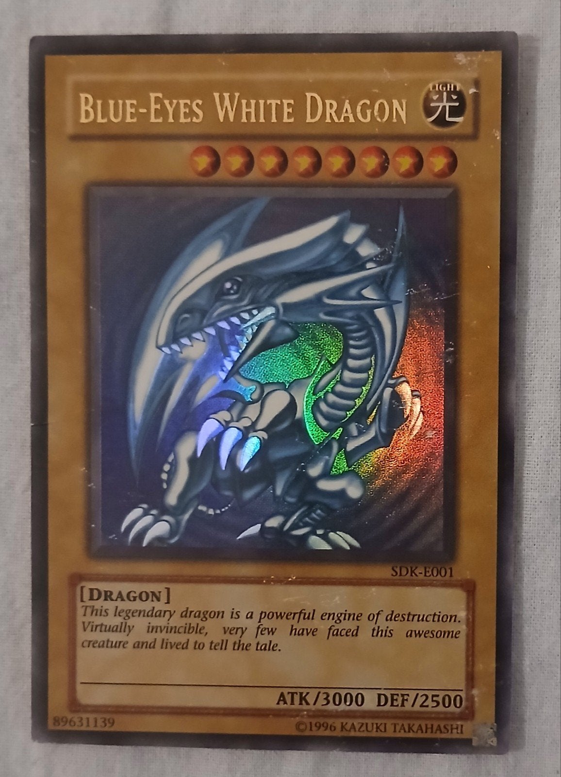 Yu-Gi-Oh! Blue-Eyes White Dragon SDK-E001 gouden letters, Hobby en Vrije tijd, Verzamelkaartspellen | Yu-gi-Oh!, Ophalen of Verzenden