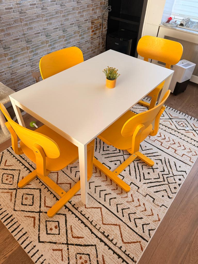 Ikea melltorp  eettafel, wit, 125x74 cm, Huis en Inrichting, Ophalen, Overige materialen, 100 tot 150 cm, 50 tot 100 cm