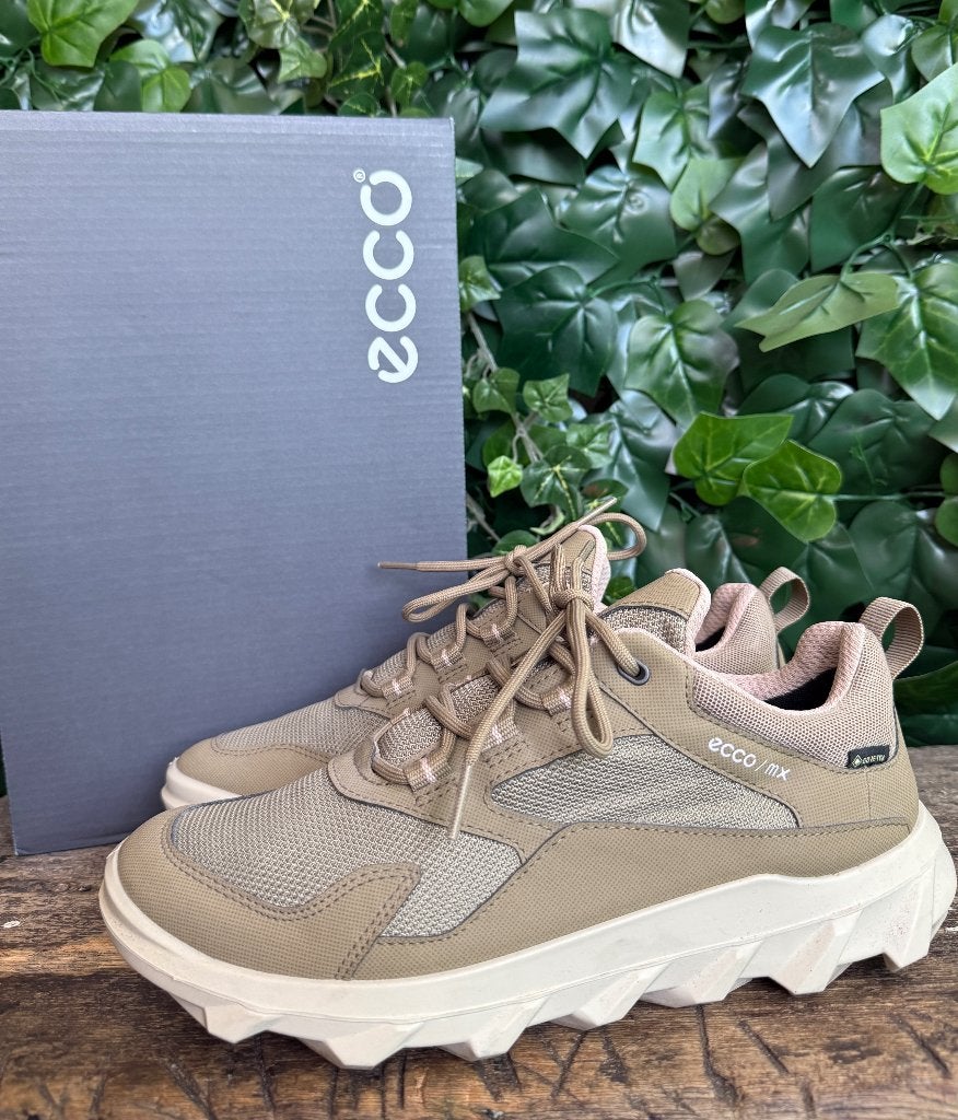 Nieuwe sneakers van Ecco maat 38, Sendra, Nieuw, Ophalen of Verzenden, Sneakers of Gympen