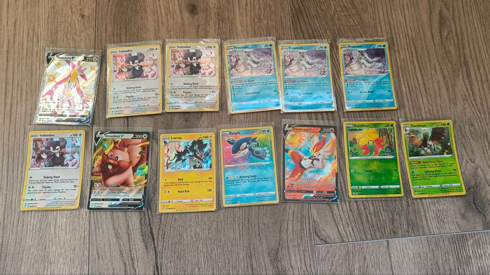dubbele kaarten Shining fates, Hobby en Vrije tijd, Verzamelkaartspellen | Pokémon, Ophalen of Verzenden, Zo goed als nieuw, Meerdere kaarten