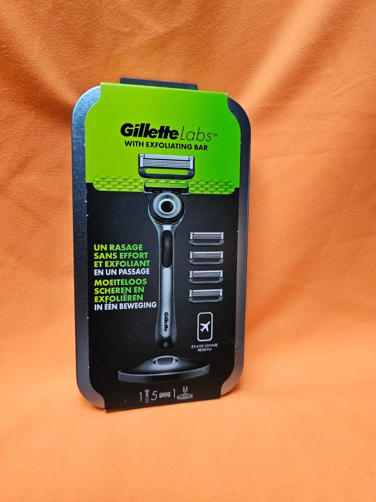 GilletteLabs scheermes  exfoliërende zeep + Reisetui 5xmes, Ophalen, Nieuw, Bad & Douche