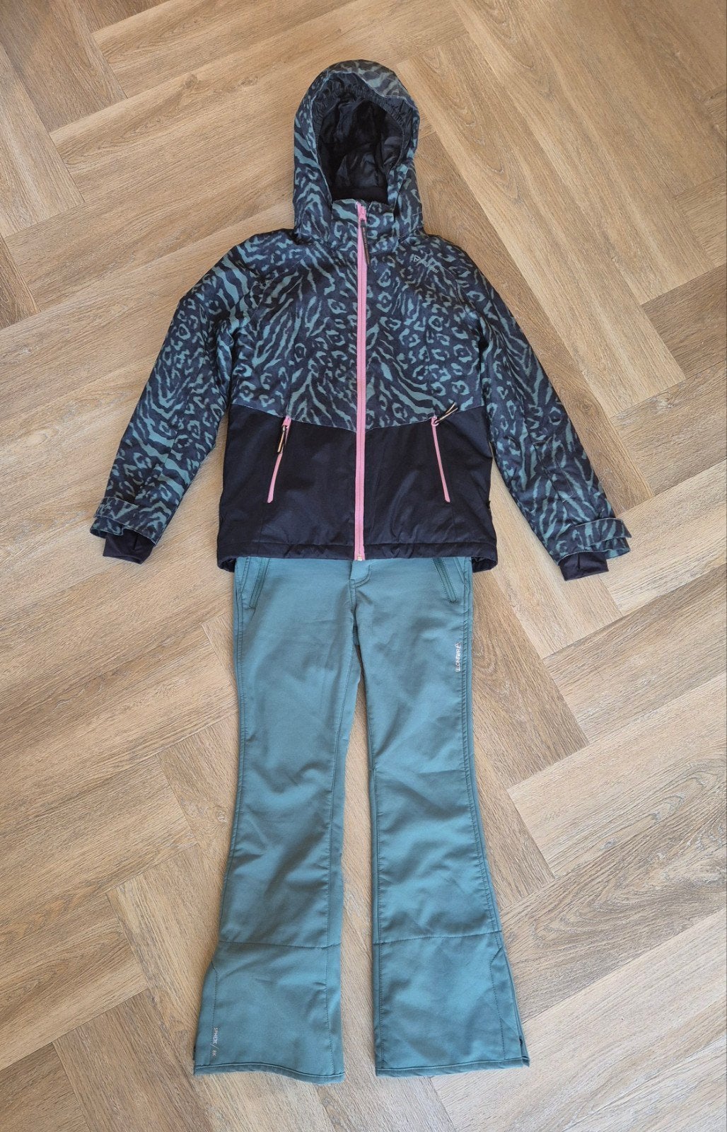 Brunotti Skipak - Jas en Broek (Maat 152), Meisje, Sport- of Zwemkleding, Ophalen of Verzenden, Zo goed als nieuw