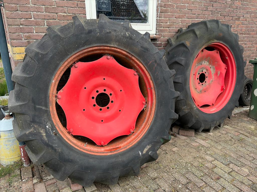2x Trekker velgen met banden voor Deutz 8006 - 16.9 R38, Zakelijke goederen, Ophalen