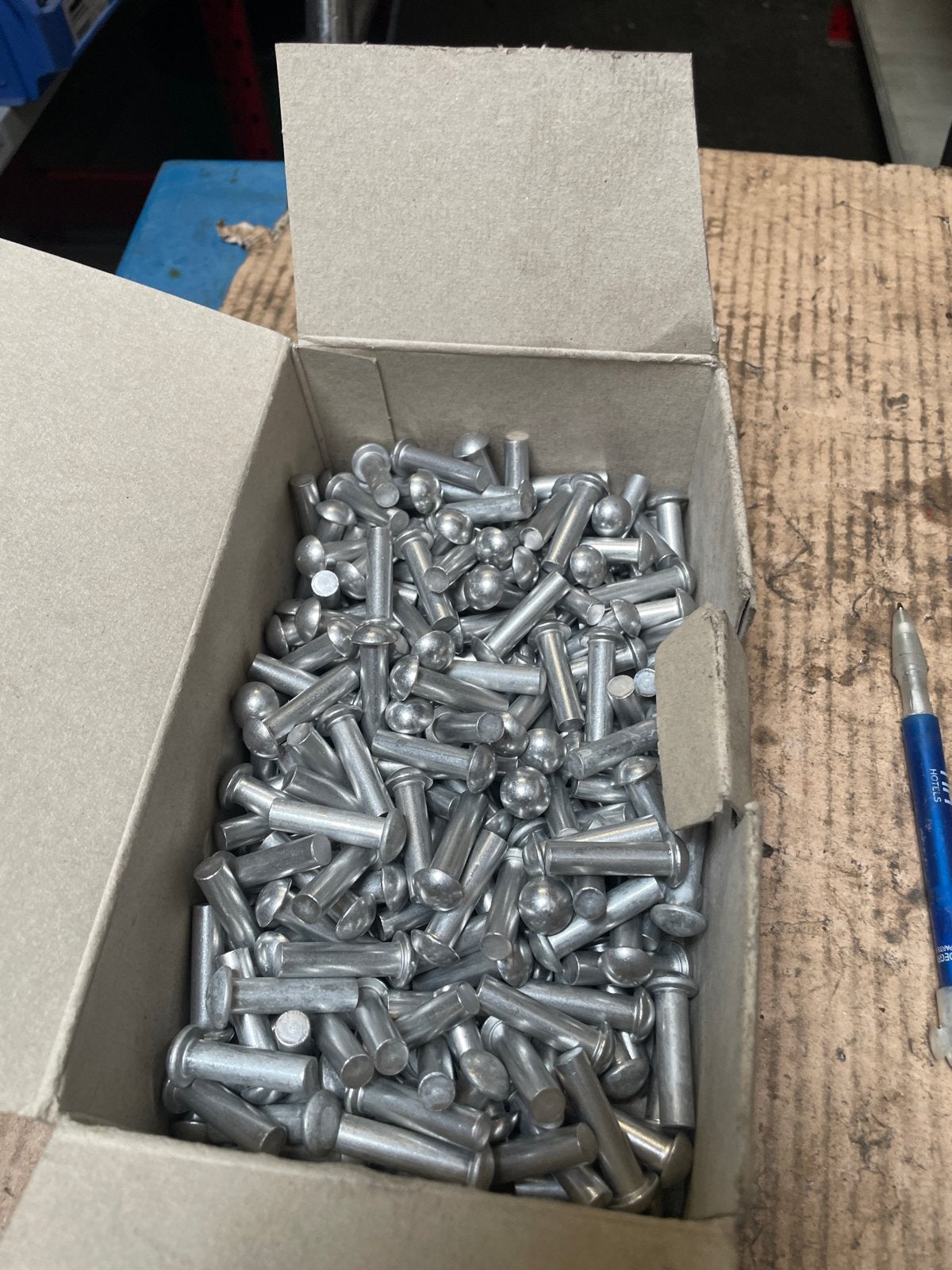 200 stuks lichtmetalen klinknagels 8x30 mm, Doe-het-zelf en Verbouw, Gereedschap | Handgereedschap, Ophalen, Nieuw