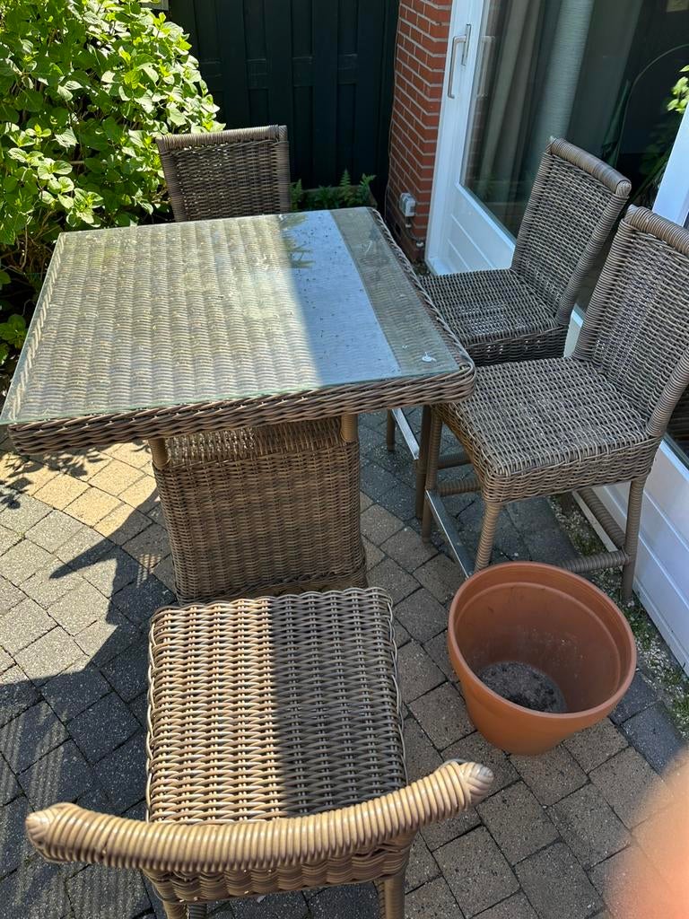 Tuin bar stoelen en tafel, Tuin en Terras, Tuinsets en Loungesets, Ophalen, Zo goed als nieuw