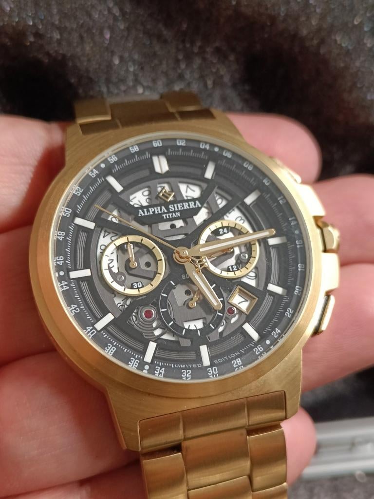 Alpha Sierra Titan Limited Edition, Zwart, IOS, Ophalen of Verzenden, Zo goed als nieuw