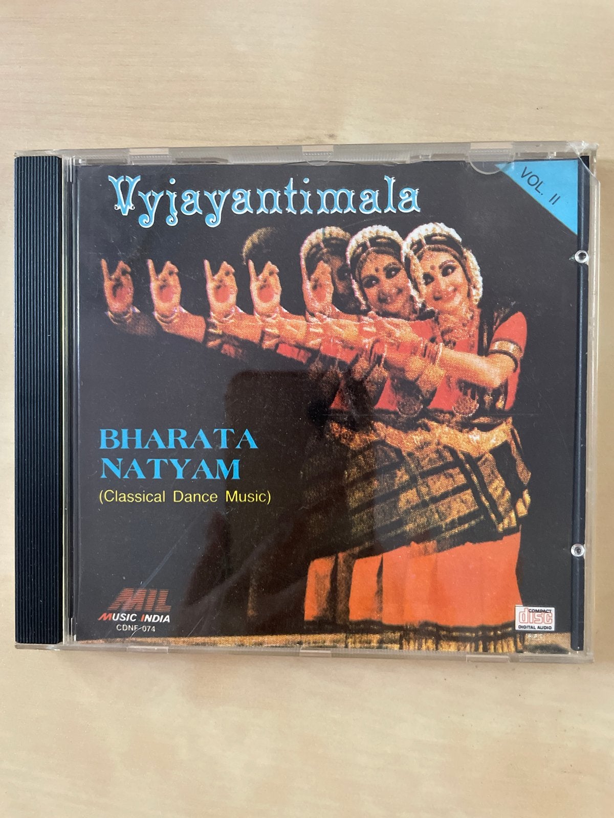 Vyjayantimala - Bharata Natyam Vol. II (Classical Dance Musi, Cd's en Dvd's, Cd's | Wereldmuziek, Ophalen of Verzenden, Nieuw in verpakking