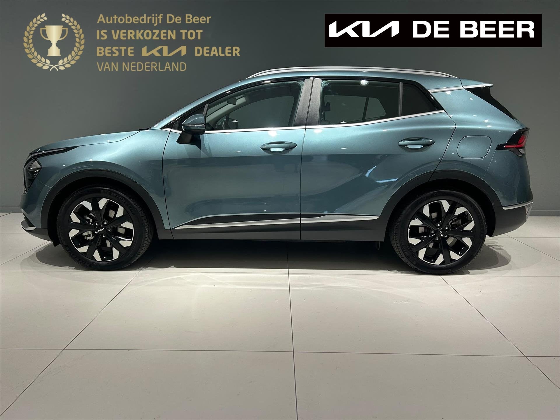 KIA Sportage 1.6 T-GDi 265pk Plug-In Hybrid AT6 4WD DynamicL, Auto's, Automaat, Stof, Gebruikt, 4 cilinders