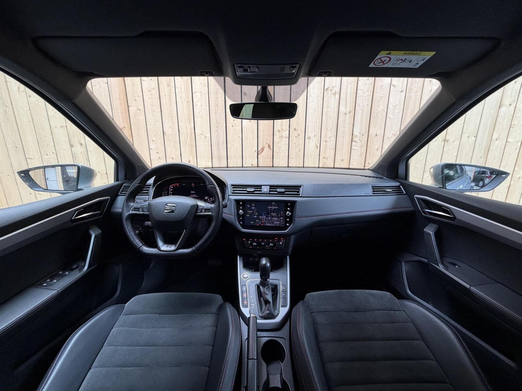 Seat Arona 1.0 TSI FR Business Intense Automaat | Alcantara, Auto's, 116 pk, 49 €/maand, Bedrijf, 600 kg