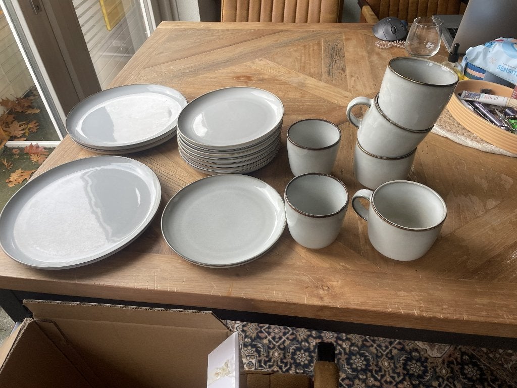 Uitgebreid servies set: Borden, bekers, mokken en schalen, Ophalen, IKEA, Zo goed als nieuw, Overige stijlen
