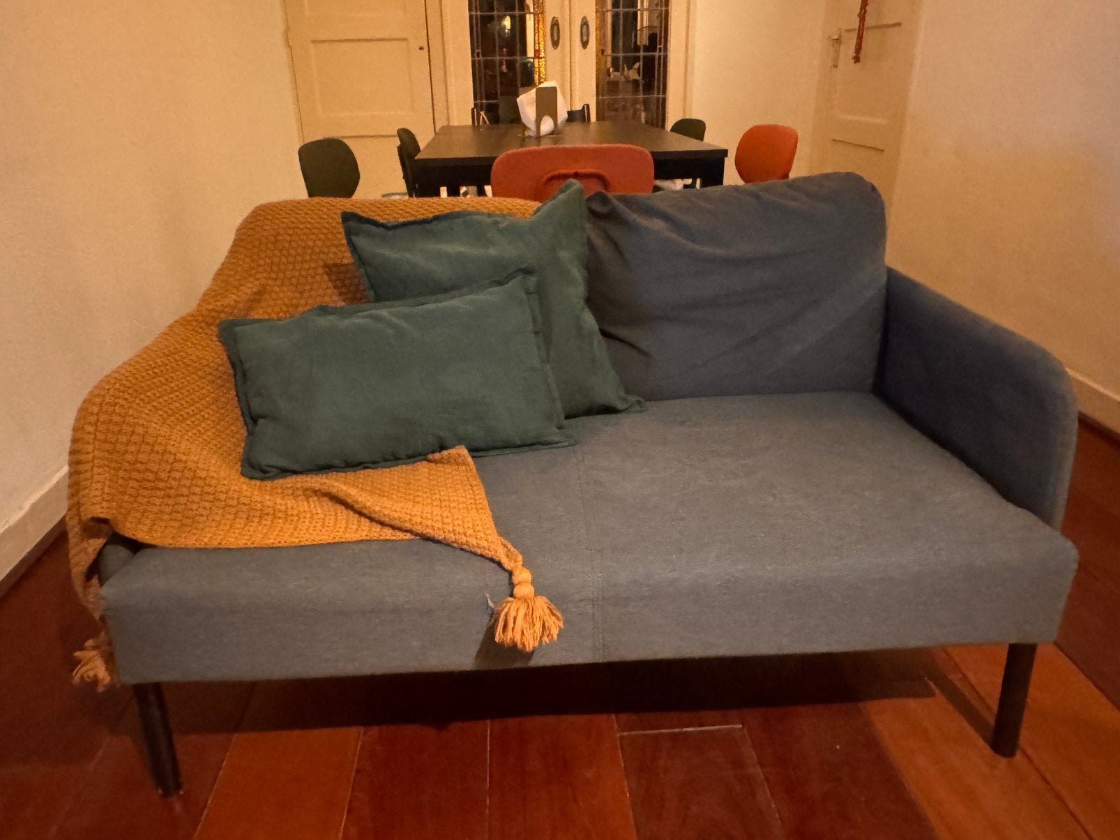 IKEA GLOSTAD 2-Seat Sofa – Dark Grey, Ophalen, Zo goed als nieuw