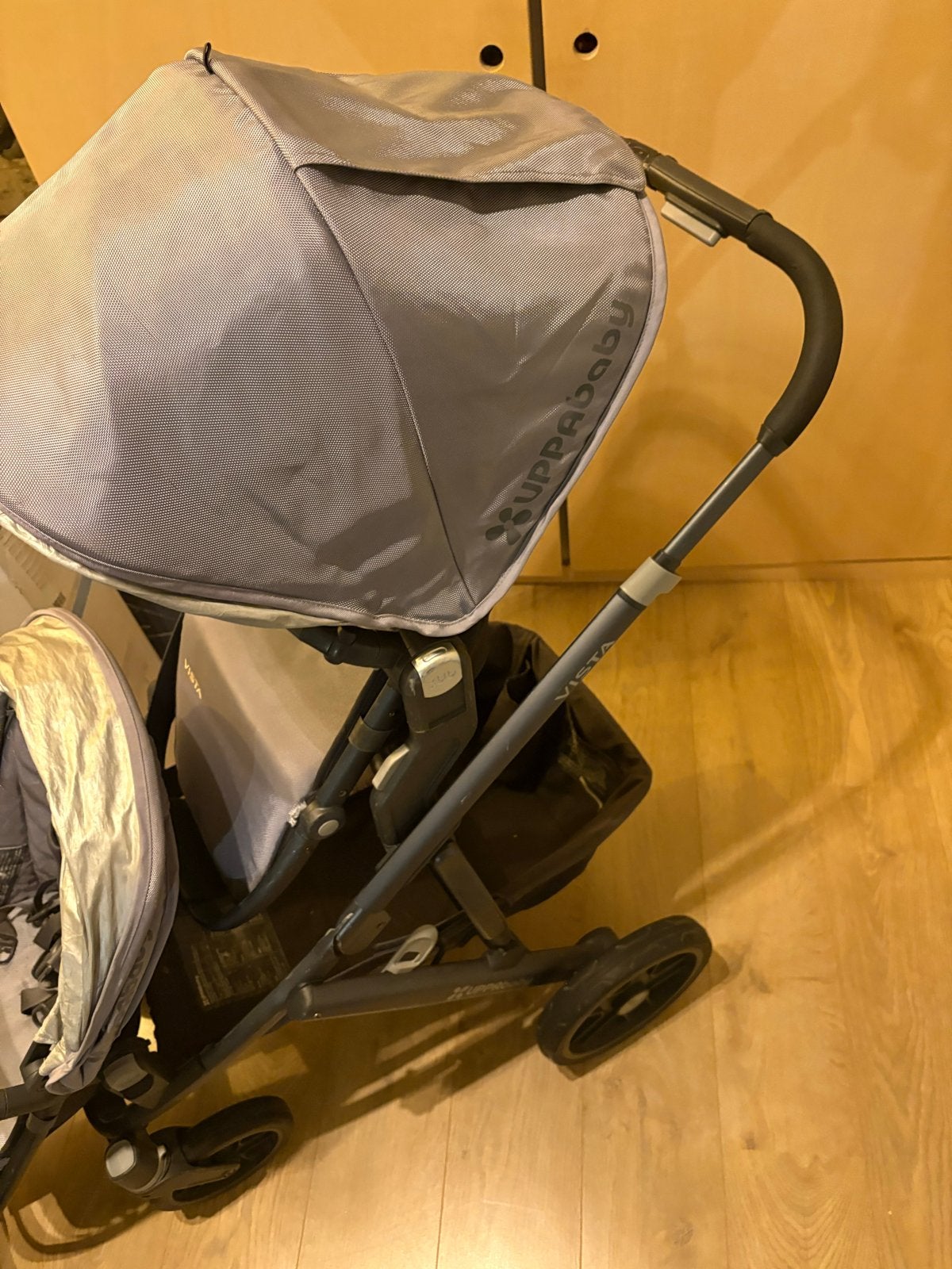 Foto 7 van Tweeling UPPAbaby Vista V2  met reiswiegen en accessoires
