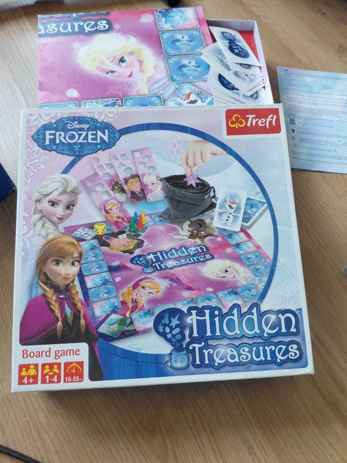 Disney Frozen Hidden Treasures Bordspel, Hobby en Vrije tijd, Een of twee spelers, Ophalen, Gebruikt, Trefl